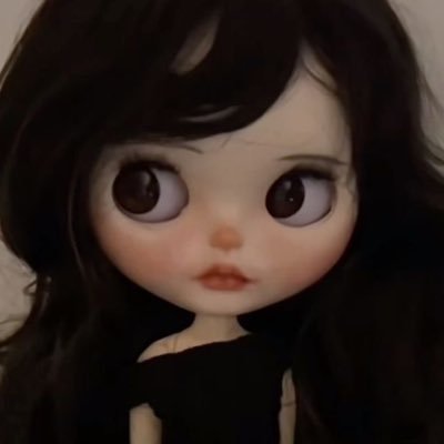 notsomarianne's profile picture. rage baited na version ni marianne