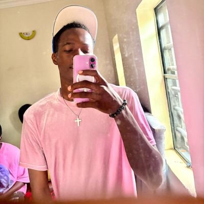 Kingkellyvee's profile picture. Focused on moving ahead.| Web3 enthusiast|volunteer|Community Moderator and engagement pro|