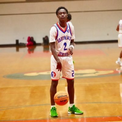 corbe67058's profile picture. C/O 28 | IG - mielwackem | 6,0 Guard #AGTG