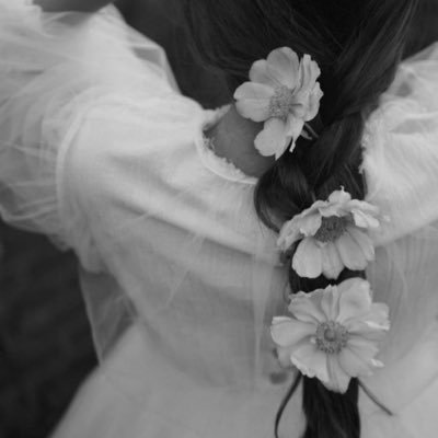 AaAa74323222678's profile picture. ستكون 《 بخير 》 حين تعلم أن حَاجتكَ عِنْد اللّه وَلِيستَّ عِنْد خلْقِه📿