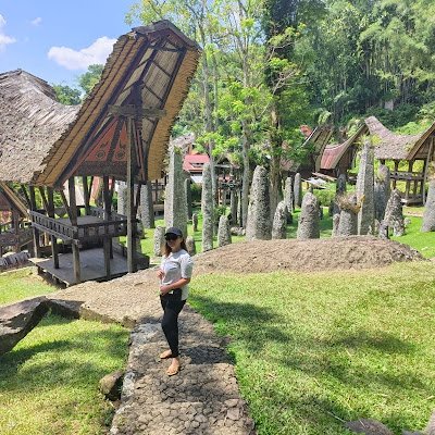 yurisa989's profile picture. 