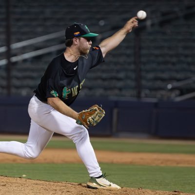 D1 LHP at Iona University Baseball ‘25 Indy ball pitcher for Tucson Saguaros