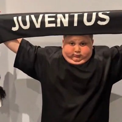 He’s a Partick Thistle man, a Dua Lipa stan.
@drawloseordraw @puropodcast @oldjuvefs