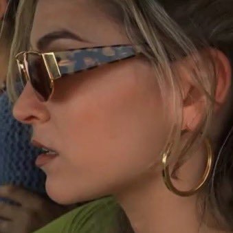 EstrellaOnly26's profile picture. 