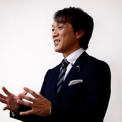 埼玉県秩父地域に不動産をお持ちの方へ ～土地家屋調査士30年間の実績と信頼でお持ちの不動産の「困った！」を解決します～ 地域で唯一、不動産の調査、測量、登記、売却、有効活用を総合プロデュースする専門店。 代表 若林秀則、1967年生まれ、埼玉県秩父市在住、秩父高等学校・工学院大学卒