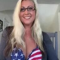Lisa Benson (@lisabenson92199) 's Twitter Profile