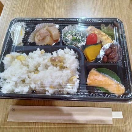 5LpsrRGGJr3604's profile picture. 70代の主婦/料理、洋裁を楽しむ日々を送っています/多種多様な趣味があります/信じるものを大切に同時に他者の信仰や考え方にも敬意を払いたいと思っています/家庭連合一世