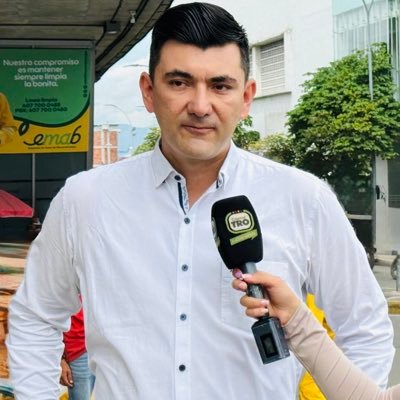 Política, institucionalidad, sociedad y el derecho | Amante del emprendimiento y tecnología | aprender y avanzar | Asesor despacho Alcalde Jaime Andrés Beltrán
