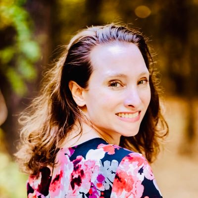 Bird & ocean lover. Animal protector. Epilepsy advocate, writer & brain surgery warrior. Living plant-powered. Peace, democracy & compassion always.🕊️