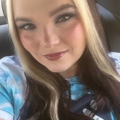 27 years young | she/her | Mental Health and Education Advocate | Future Best-Seller | I guess I’m a gamer | Basically a walking meme | Sometimes a teacher