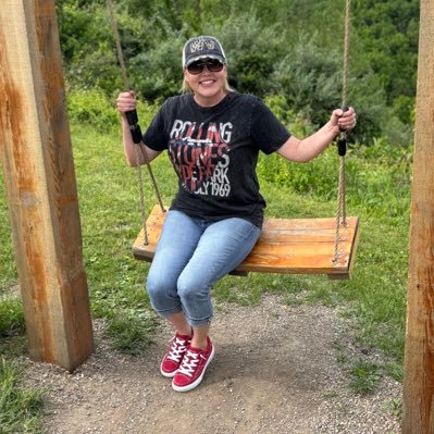 Holdie496395's profile picture. 