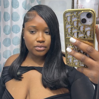 _xoxoDes_'s profile picture. 