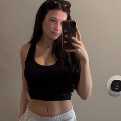 vanessahoyle's profile picture. 