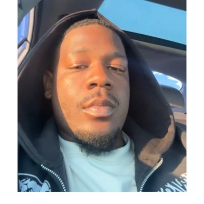 YoungRalo23's profile picture. K+D 👨‍👦‍👦🖤 • LLJ 💔 • IG @_1LowkeyT • Trust God 🙏🏽 • Remain The same 💯