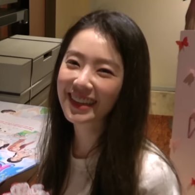 velvetxneo's profile picture. 