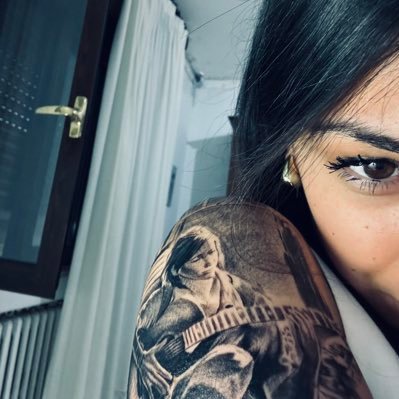 wankysantana_'s profile picture. written by @machinegunkelly