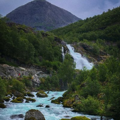 chayahimaloy's profile picture. Everyone will forget me, my memory will be erased. No one will remember me for a moment.
#CrunchieOG