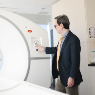 SooManyButtons's profile picture. Bored certified radiologist.A mouse helps me diagnose life threatening health conditions. Cerebral Narcissist: self diagnosed.Also a Psychiatrist,on April fools