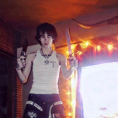 IMASlNNER's profile picture. I LOVE HAUNTED MOUND, 2HOLLIS, AND DEATH GRIPS || They/Them/it idk just not he/him || 17 || Pan/bi idc