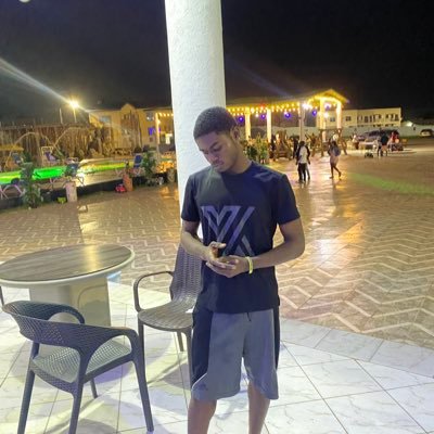 Zeen_o9's profile picture. 