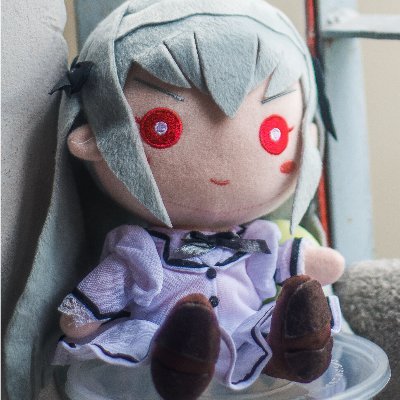 22 | he/him | ENG/JP(下手) | VNDB: u196145 | Discord: manhkbrady | Feel free to DM me.