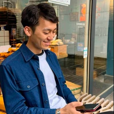 吃音がコンプレックスな人向けの自信ぶち上げコーチ|恋愛スクールに約250万払うも敗北→外見磨いてアプリで10人とデート|マッチ数30人over|自分に合うファッション選び、髪型の選び方とセット、筋トレなど発信
自分にコンプレックスがあり自信がない、女性からいつも圏外扱いされて悩んでる人はフォローしてね!