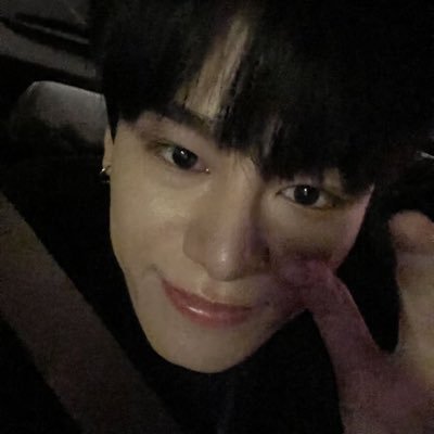 하루만 너의 고양이가 되고 싶어……
