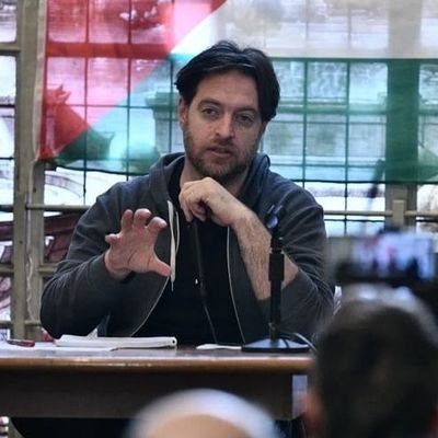 guillekane's profile picture. Militante del @PartidoObrero. Diputado provincial bonaerense del @FdeIzquierda Unidad(mandato cumplido). Editor revista https://t.co/9WpYzaXOeg Profesor de la UBA