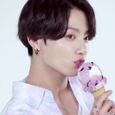 kukicentil's profile picture. 🐰 shimmy shimmy koo koo puff 🐰