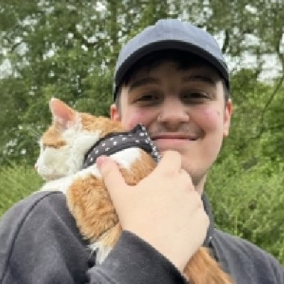 spendoge's profile picture. 24 • Environment Artist @Rebellion | Zombie Army 4, Speedball, Unannounced Project 👀 • (He/Him)