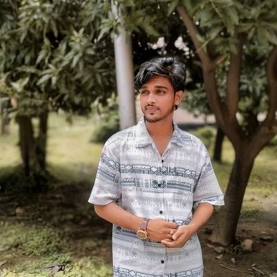 AkandaShah23034's profile picture. Follow back 100%