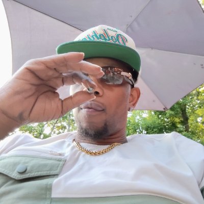 #KingOfHipRollDance
#BLACKOWNEDBUSINESS
#EXMaleExoticDancer
#Father
#BUSINESSOWNER
#TeamToungeRing
#HerPornStar✴
#Detroit CITY