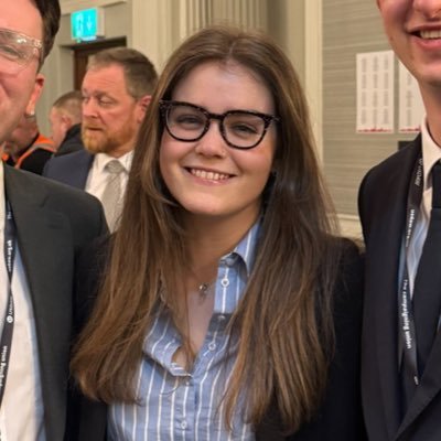 Proud @uklabour & @CoopParty Councillor on @CityOfYork🌹🐝 & Senior Comms for @lukejcr 🌹