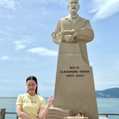 msTuyenPCM's profile picture. Mình là Tuyền ☕ Tín đồ cà phê, mê điều tử tế ✨ Theo Dượng, không cần nổi bật – chỉ cần có ích. Follow mình để trau dồi English nho🩵