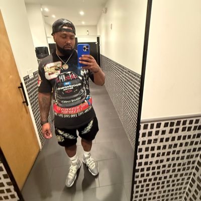 SWD Alumni🐾 KWU Alumni 🎓🐺 #Underdog™! #DreamBig™! #6️⃣ #GodsSpeed Handshakes🤝NoHugs