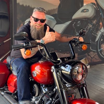 Lampenberg's profile picture. 