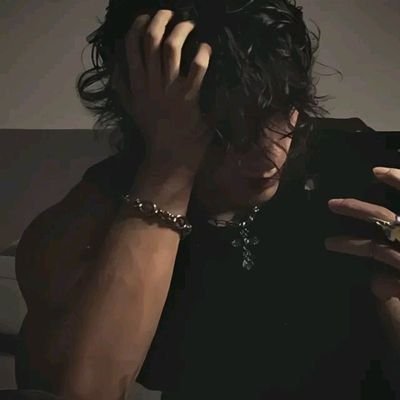 devisss_vlot's profile picture. II, Ghost-Riders Mysterious Metropolitans
Acomplishments £./Philosophical Djanuar.