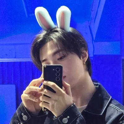 “ғɪɴᴅ ʏᴏᴜʀ ᴛʀᴇᴀsᴜʀᴇ!” My home @treasuremembers › the precious prince #김도영 #박정우 › 𝘪 𝘤𝘢𝘯 𝘢𝘯𝘥 𝘪 𝘸𝘪𝘭𝘭 💫