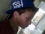 Gente eu sigo ai vcs seguem devolta ou vcs me seguem ai eu sigo vcs bjooooos