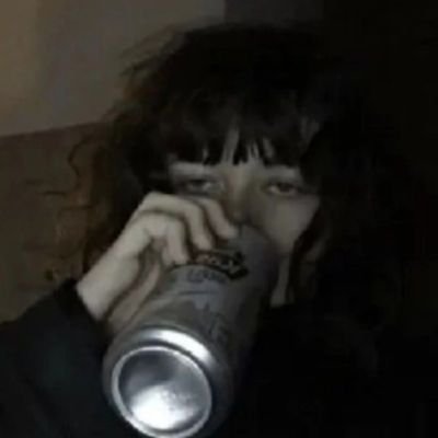 majo_crisis_47's profile picture. 不叫的狗会咬人