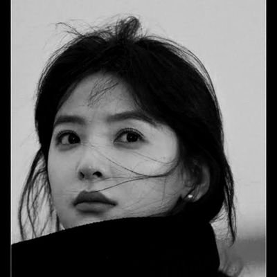 ezzriyel's profile picture. ✨️