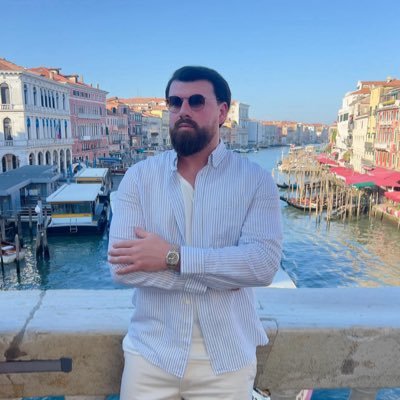 MarkHutchi9279's profile picture. Professional Forex & Stocks Trader 17+ years in the financial markets