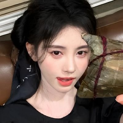 itspeachits_'s profile picture. go in the same direction as the future.🌏✨