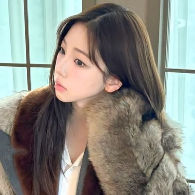 fleurslunar's profile picture. Stars/🌸.. “ twink painting scent diamond.”
adorning the–night with “ beaute.”