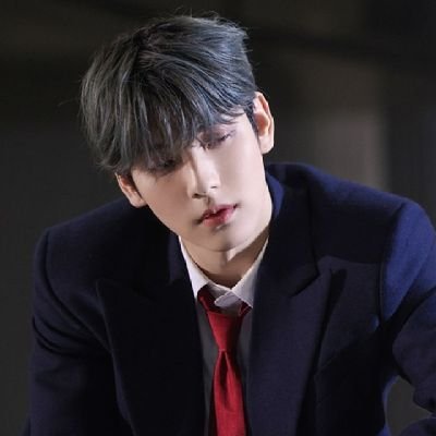 ozannzann's profile picture. bwa bwa bwa bwa