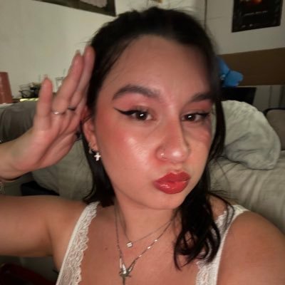 momo_ctv's profile picture. J’paerai pas d’dot de 20 000 € pour une go qui sait pas faire des frites