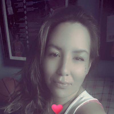 Laurenzeeone's profile picture. This is me, unapologetically authentically here right friggin. NOW