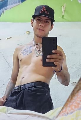 Ricardo_elvase's profile picture. Me gusta mucho fumar cricko porque ase que me ponga hot Y se me pone la verga bien dura como a fuera acero ayudame siguiendo me y recomendandome con tus amigas