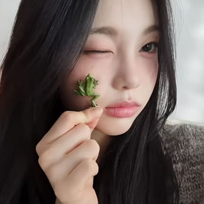 alethruffle's profile picture. ★! 𝙾͟racle's﹡. “ 𝖬𝗈𝗈𝗇𝗅𝗂𝗀𝗁𝗍.. ”⁎ the starry-night