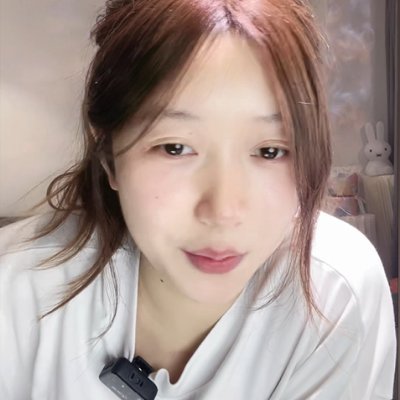 eth202489's profile picture. You’re summer ready when your phone’s summer ready.